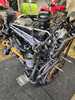 Holomotor 1.9 tdi 77kw Volkswagen koncern - 11