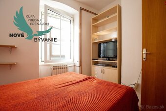 Kamenný dom v centre Šibenika - Chorvátsko - 11