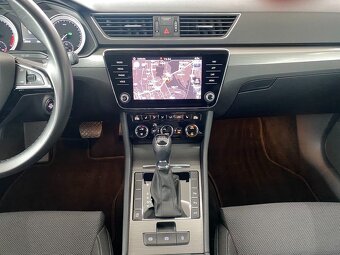 Škoda Superb Combi 2.0 TDI DSG Style 110kW - 11