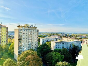 Prenájom 2 izb. byt, rekonštrukcia, balkón, centrum - 11