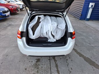 Peugeot 308 SW 1.6 BlueHDi Allure AUTOMAT - 11