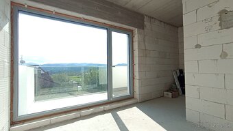 TOCA real - predaj - štýlový dvojpodlažný RD v obci Hôrky - 11