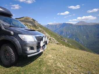 Toyota Hilux 3,0 D4D AT Double Cab - 11