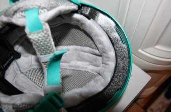 lyže atomic redster 70 cm , lyžiarky - 11