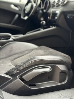 Audi TT Coupé 3.2 quattro DSG - 11