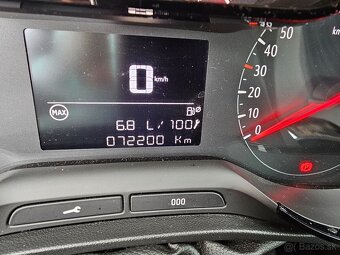 Opel Crossland X Combi 61kw Manuál 72 300km - 11