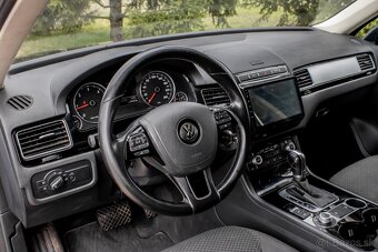 Volkswagen Touareg II 3.0 V6 TDI BMT 4-MOTION Mountain - 11