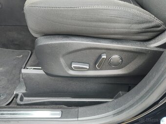 Predám Ford S Max - 11