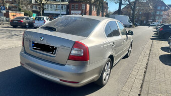 Skoda Octavia Elegance 1.6 Tdi 07/2011 - 168.tis - 11
