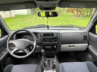 Mitsubishi Pajero 2.5 TD GL - 11