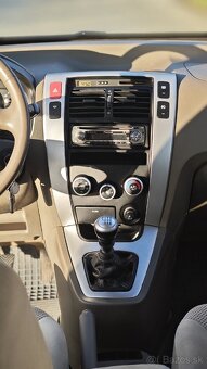 Hyundai Tucson 2.0 CRDi 4x4 - 11