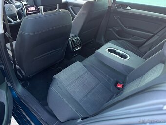 Volkswagen Passat 1.5 TSI ACT Business - 11