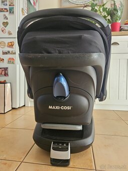 Autosedačka Maxi Cosi Cabriofix  + Isofix základňa - 11