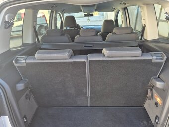 Volkswagen Touran 1,4TSI DSG 7 miest - 11