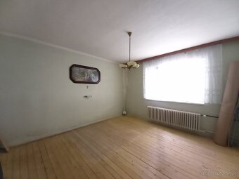 Veľký dvojgeneračný dom - Družstevná pri Hornáde - 11
