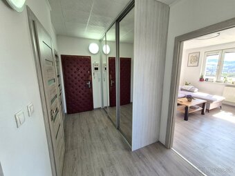Krásny 3-izbový byt s loggiou  / 68 m2 / - Bytča - 11