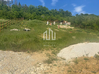 ZĽAVA 15.000 EUR pozemok so stav. povolením a inžin. sieťa - 11