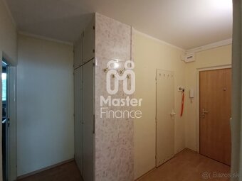 Veľký 2-izbový byt, Výborná lokalita, výborná investícia - 11