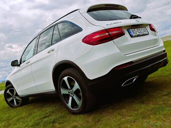 MERCEDES-BENZ GLC 250 D 4MATIC -EXCLUSIVE-SLOVENSKE-NADHERNE - 11