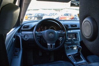 VW Passat B7 Variant 1.6 TDI BMT Trendline - 11