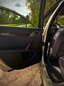 Peugeot 407 2.0 HDI - 11