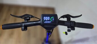 Elektrická kolobežka Kukirin A1 - 11
