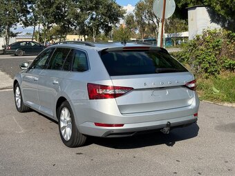 Škoda Superb Combi 2.0 TDI .110KW. Joy Plus DSG7.DPH.. - 11