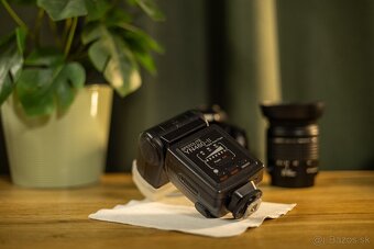 Canon 550D + 28-80mm + blesk + 64GB karta + taška (top stav) - 11