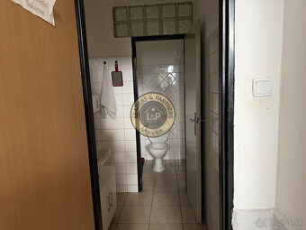 Rodinný dom/Komerčný objekt na predaj, VRAKUŇA - 11