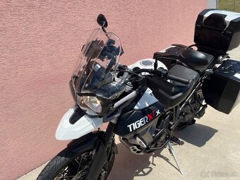 Triumph Tiger 800 XC - 11