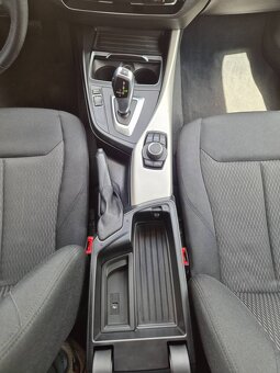 Predám  BMW Rad 1 118d Advantage A/T - 11