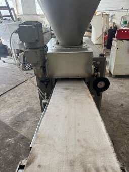 Dělička na těsto Glimek SD180 - 11