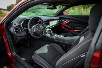 Chevrolet Camaro 6.2 RS V8 A/T,USA Pôvod,20tis.km,2022 - 11