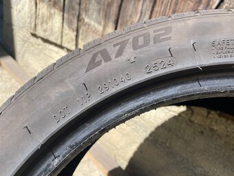 Predám zimné gumy 215/45 r17 - 11