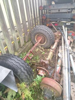 vyklápacia vlečka za traktor - 11