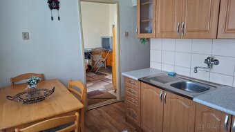 Predám 3-izbový byt - 11