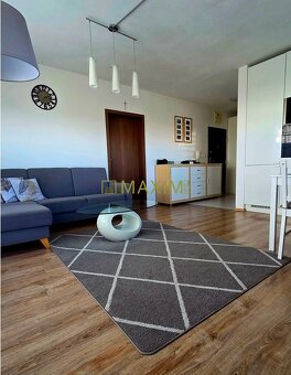 3 - izbový byt vo Hviezdoslavove - 11