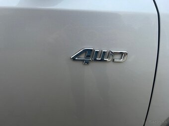Hyundai Tucson 2.0 CRDI 4x4 - 11