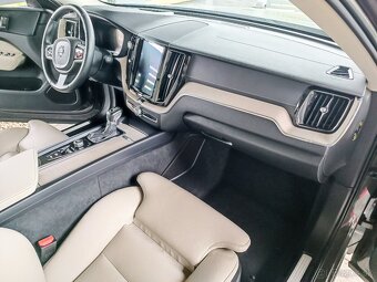 Volvo XC60 D4 Inscription A/T R-Design DO KONCA FEBRUÁRA - 11