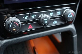Ford RANGER RAPTOR 2.0 TDCi Ecoblue BiTurbo čierny - 11