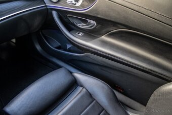Mercedes-Benz E trieda Kupé 200 4matic A/T - 11