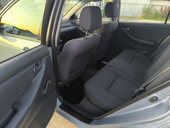 Toyota Corrola 1.4 VVTi - 11