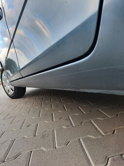 Skoda Fabia 1.2  51kw  len 92 tis km. - 11