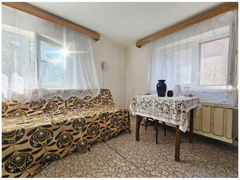 RODINNÝ DOM / HIADEĽ / okres B. Bystrica / pozemok 837 m2 - 11