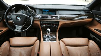 Bmw F01 730D ,R21 360° kamery , masážne ventilované sedačky - 11