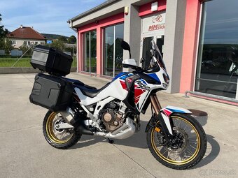 Honda Africa Twin 1100 - 11