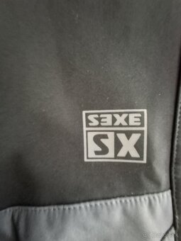 Dievčenské softshellové čierno šedé nohavice. - 11