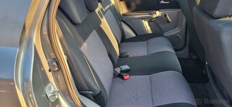 Suzuki SX4 1.6i 4x4 - 11