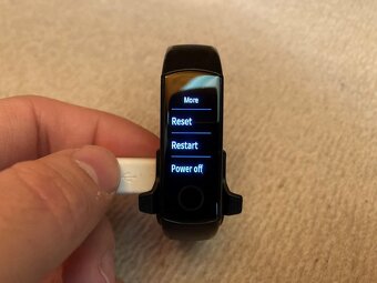 Inteligentné hodinky smart Honor band 5 - 11