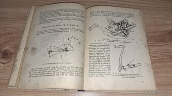 Učebnica vodičov motocyklov a skútrov - VÁCLAV RABOCH - 11